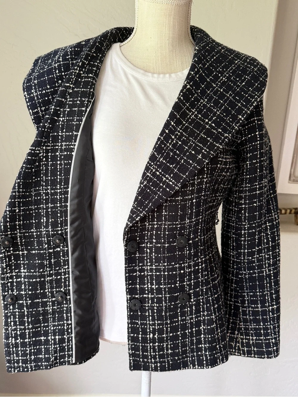 Calvin Klein Women's Black & White‎ Tweed Jacket Size 6